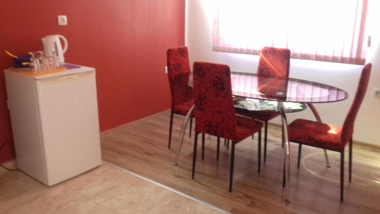 Guest House Nedelchevi Primorsko Ngoại thất bức ảnh