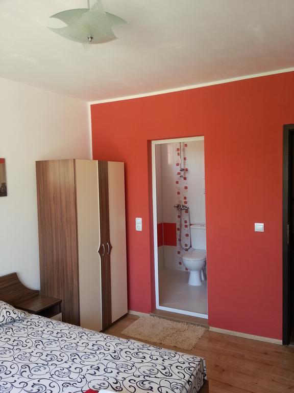 Guest House Nedelchevi Primorsko Phòng bức ảnh