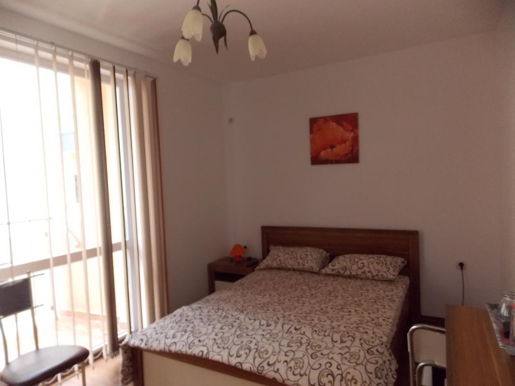 Guest House Nedelchevi Primorsko Phòng bức ảnh