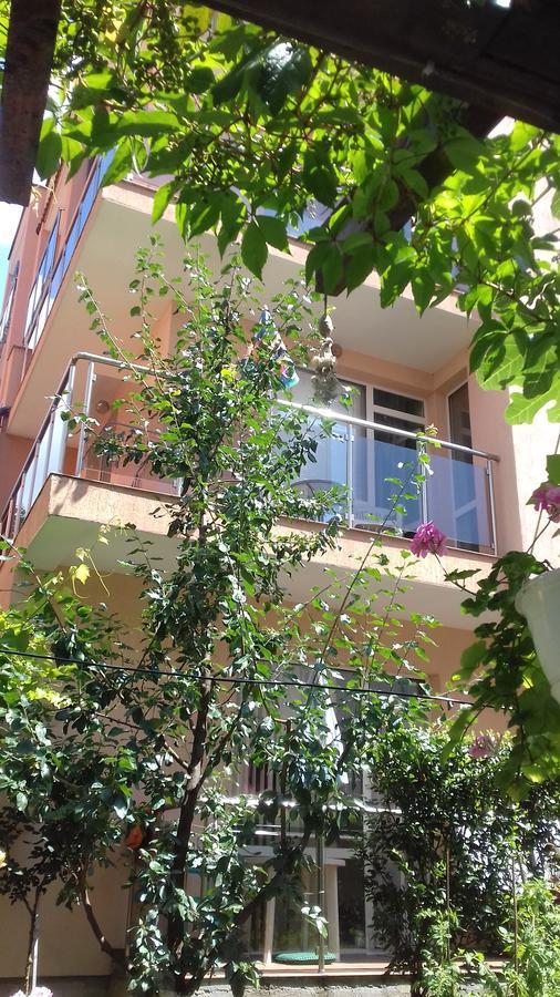Guest House Nedelchevi Primorsko Ngoại thất bức ảnh