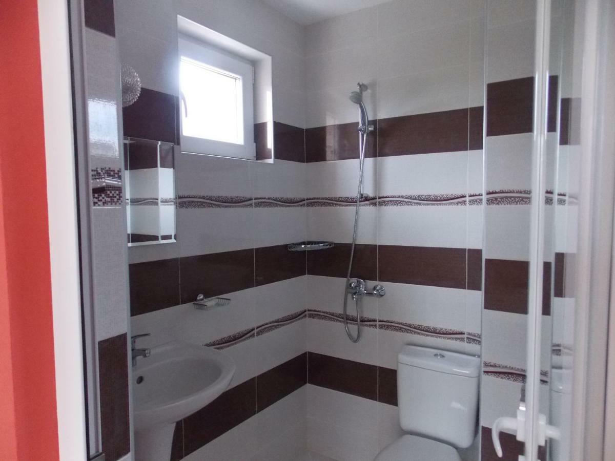 Guest House Nedelchevi Primorsko Ngoại thất bức ảnh